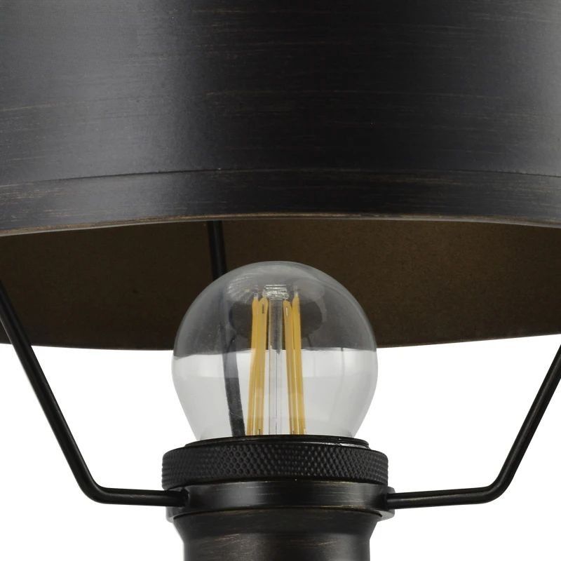 Upright Design Retro Table Lamp